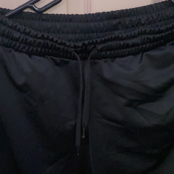 Vans checkered sweatpants, Women's medium, 3/4 button - Picture 8 of 8